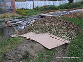 Making flower bed using recycled cardboard and wood chip mulch - Regenerating soil - UK wood chipper - Design Cardboard Flower Bed