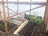 UK Greenhouse Potting benches designs ideas - DIY Soil Sink Potting Bench